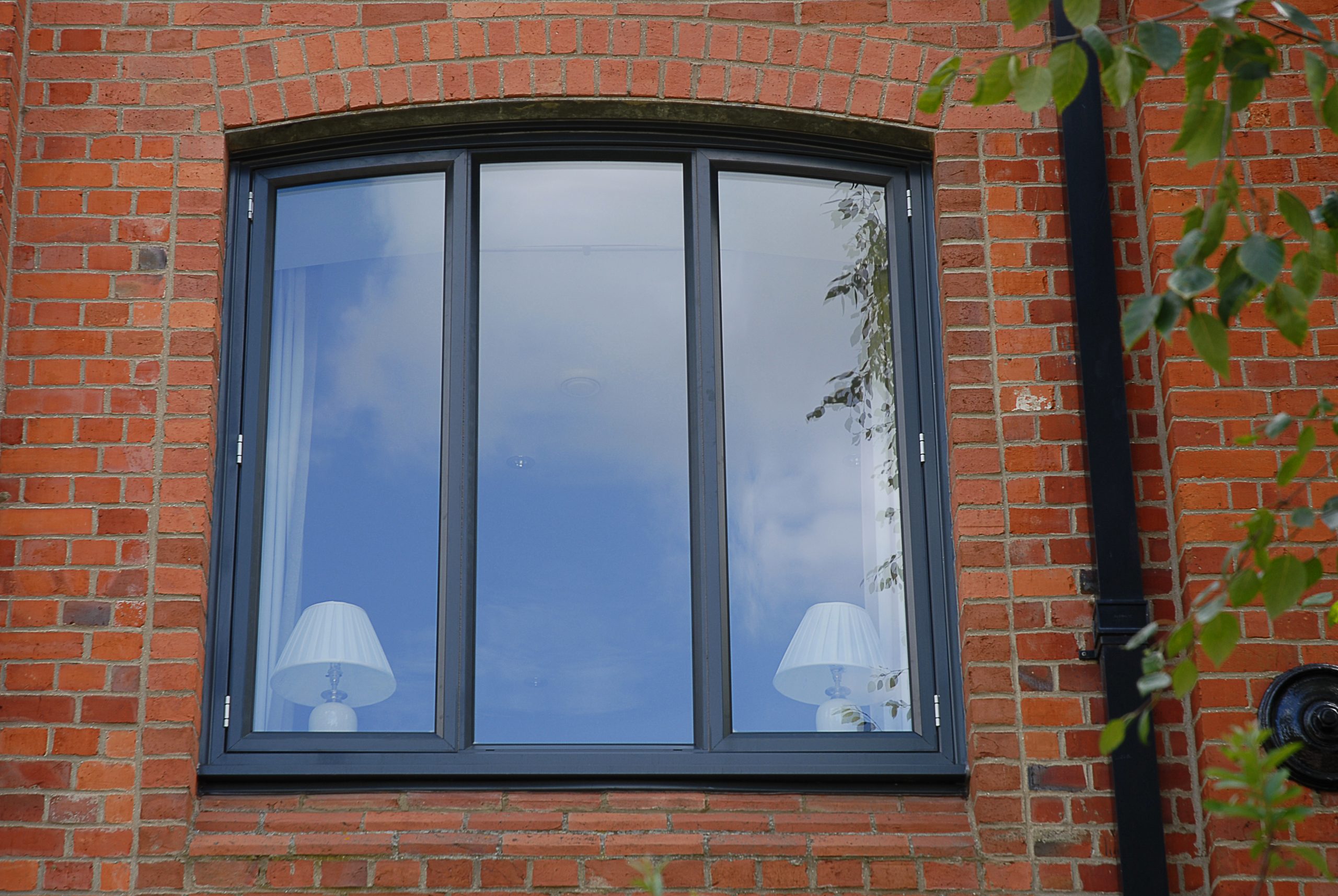 secure aluminium windows in Midhurst