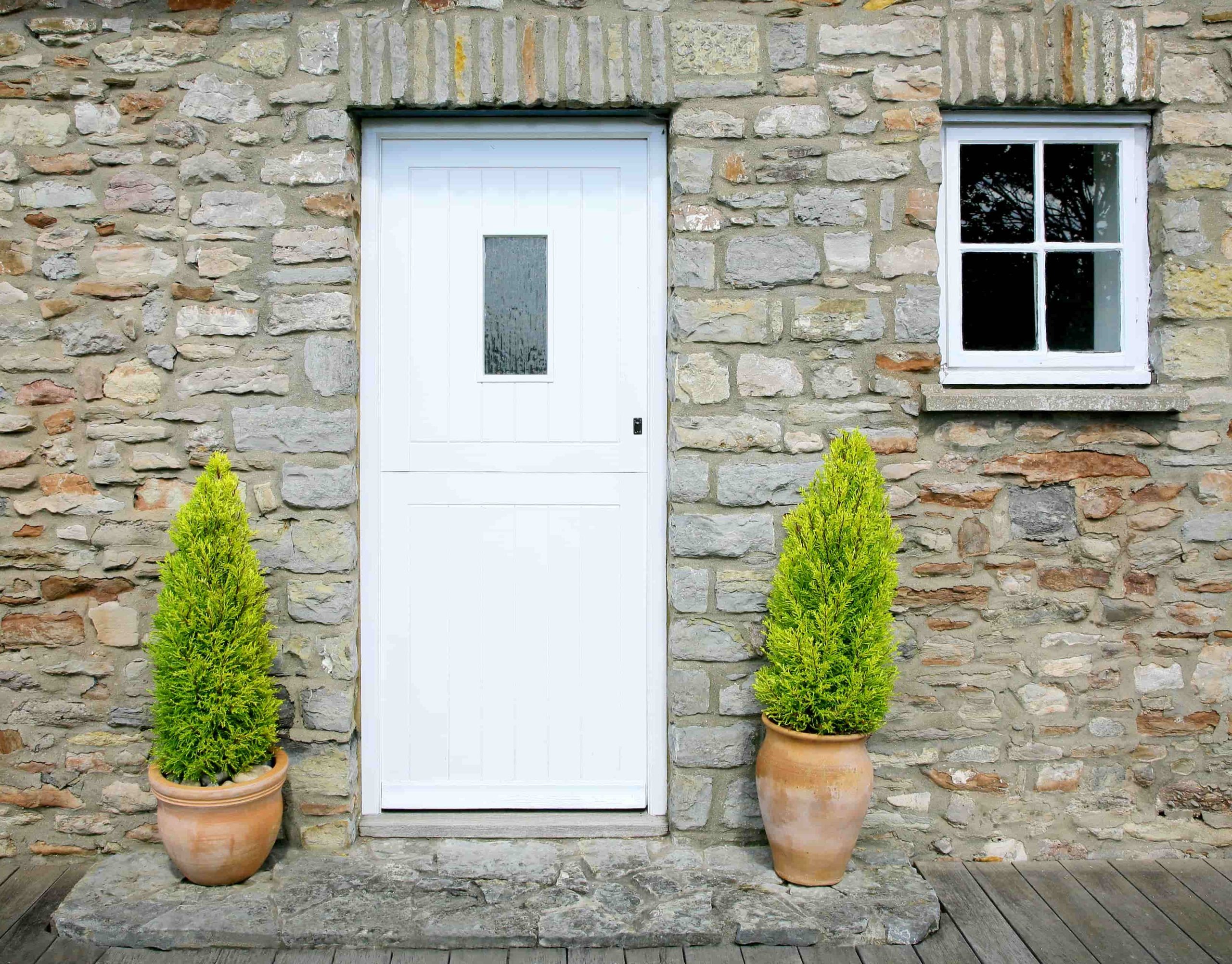 white stable door in midhurst